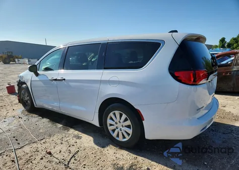 2021 Chrysler Voyager L from USA, damaged, VIN 2C4RC1AG3MR568559